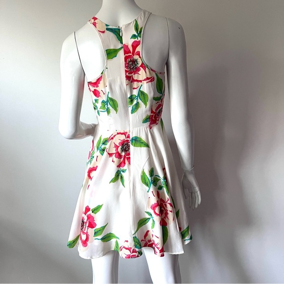 Yumi Kim White Rosebud Floral Happy Hour Silk Flare Dress Size S - Picture 3 of 14